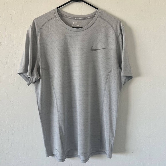 Nike Dri-Fit Men's Gray Short Sleeve Running T-Shirt Size Large - Picture 1 of 4